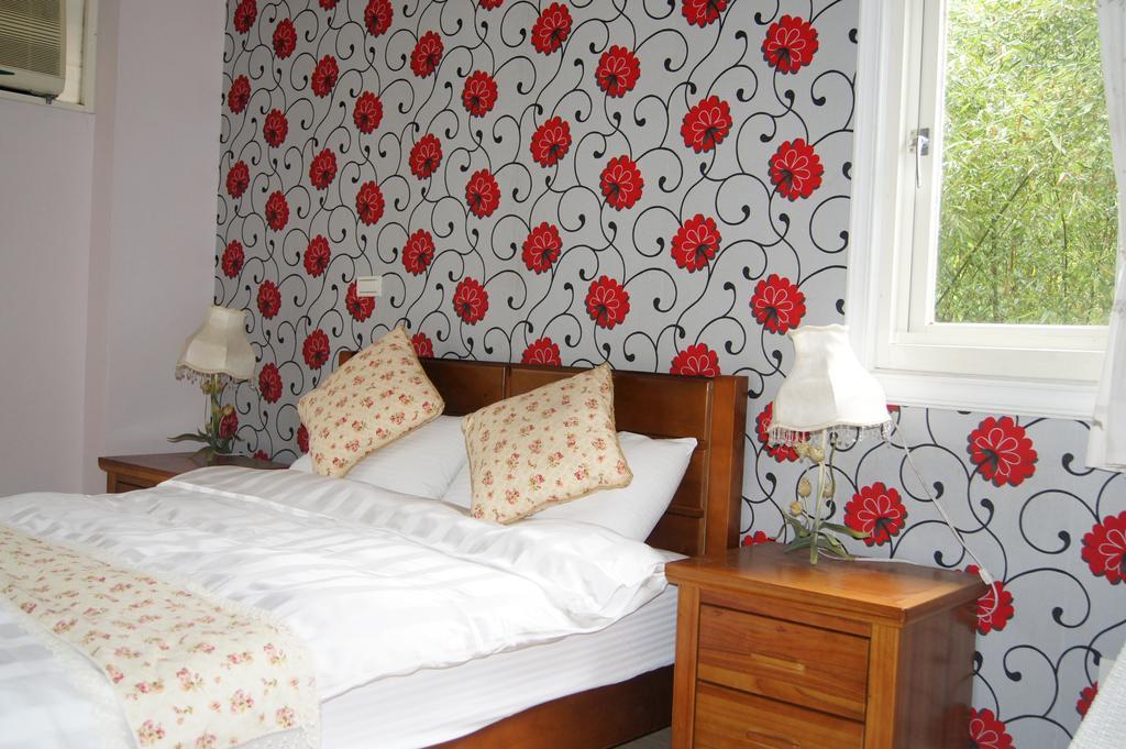 Left Bank Bnb Цзяоси Экстерьер фото