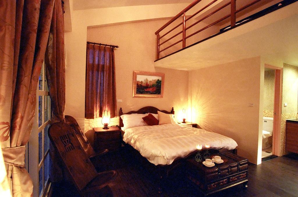 Left Bank Bnb Цзяоси Экстерьер фото